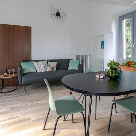 Terrace In Center Cernobbio